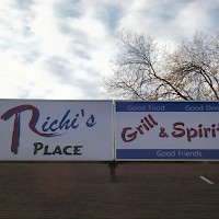 Prineville Richi's Place Grill & Spirits Gas Station